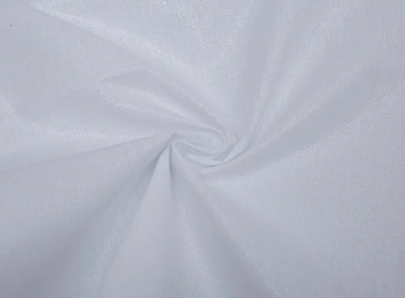 Quid facit shirt interlining supplementum fabricae et extend ad vitam shirt?